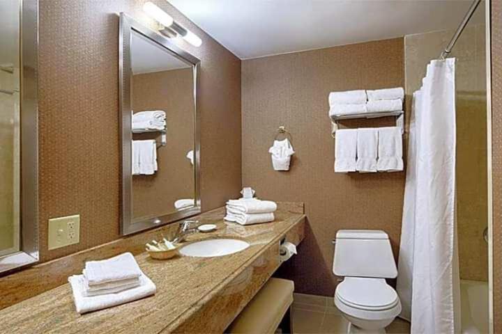 Cape Cod Irish Village - The Emerald Resort Barnstable Ngoại thất bức ảnh